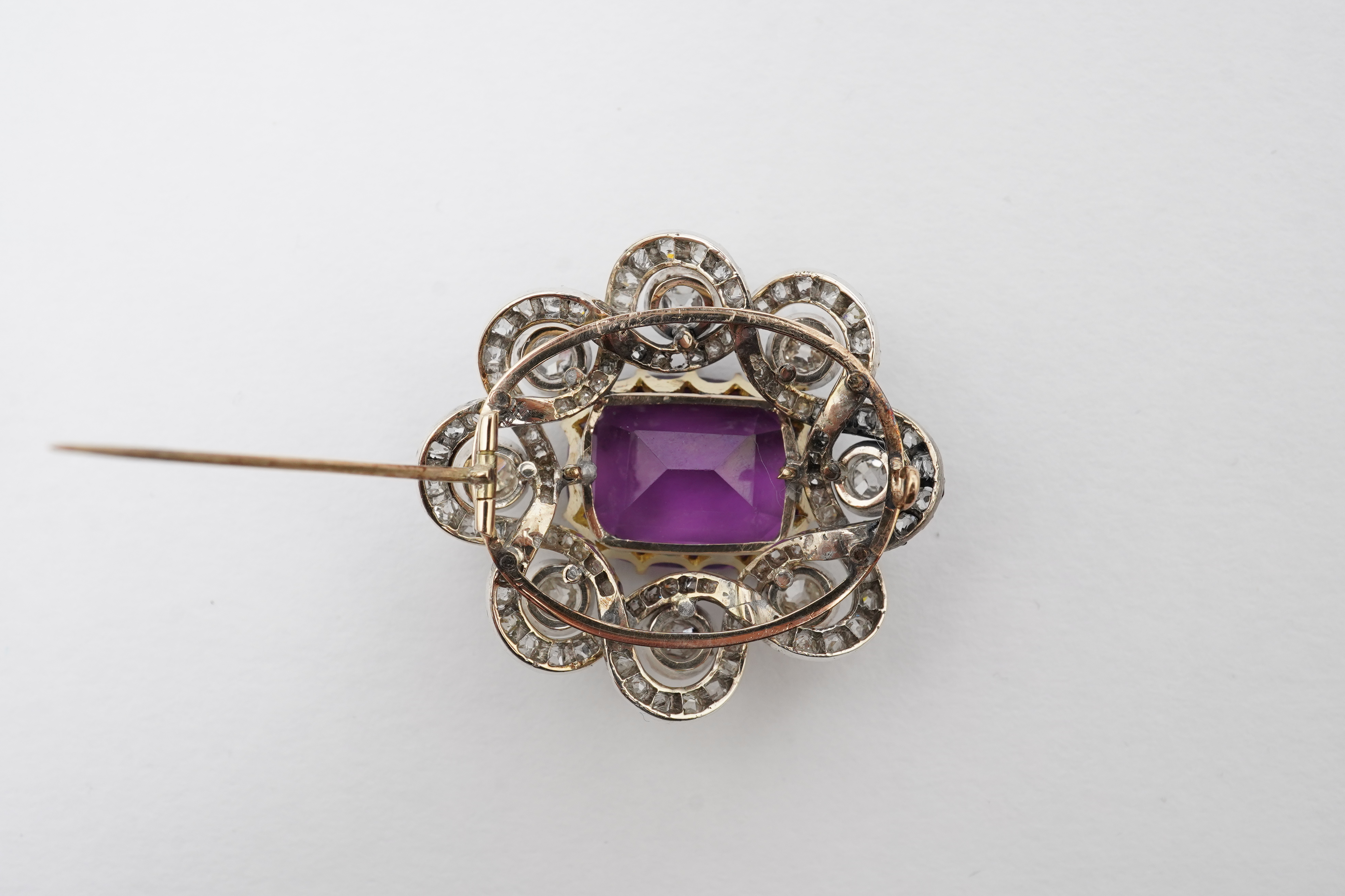 An attractive Victorian amethyst and diamond brooch, second half 19th century